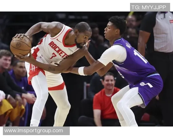 火箭队本赛季两次大胜对手篮板数创历史纪录令人震惊