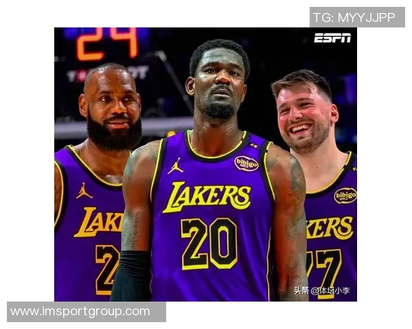 艾顿加盟湖人后将如何影响球队表现布克表示期待未来发展